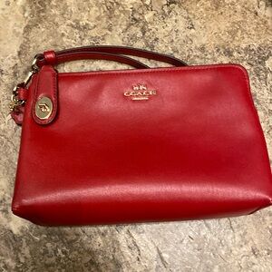 Nwt red currant coach wristlet